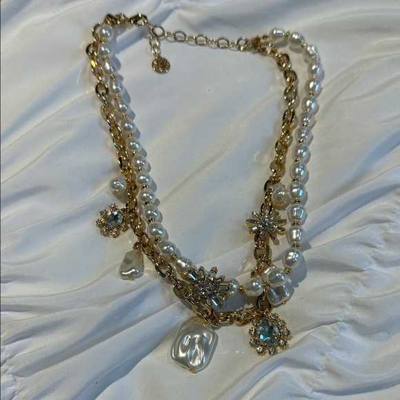 🌴 Lilly Pulitzer Garden Gems Statement Necklace SOLD OUT & BEAUTIFUL layers! - Picture 3 of 9